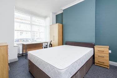 3 bed house, Haddon Street, Charlestown, Salford, M66BN - Image 1