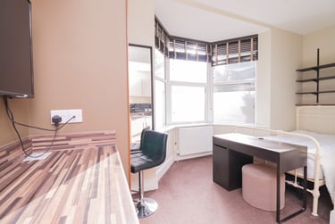 2 bed house, Edge Lane, Fairfield, Liverpool, L79LB - Image 4