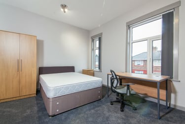 3 bed house, Gerald Road, Charlestown, Salford, M66DW - Image 4