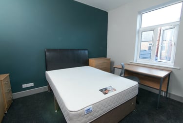 3 bed house, Gerald Road, Charlestown, Salford, M66DH - Image 3