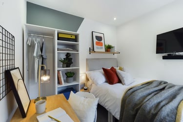 4 bed house, Hall Lane, Low Hill, Liverpool, L78TF - Image 1