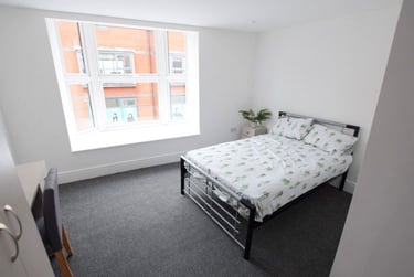 10 bed house, Monks Road, City Centre, Lincoln, LN25HL - Image 1