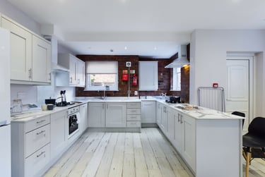 8 bed house, Molyneux Road, Kensington, Liverpool, L66AL - Image 3