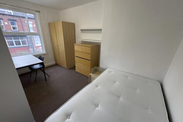 3 bed house, Winfield Terrace, Woodhouse, Leeds, LS29BD - Image 8