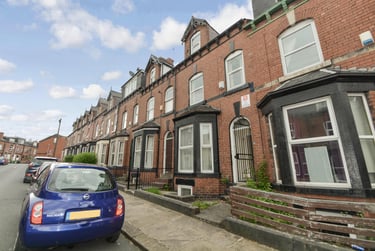 5 bed house, Hessle View, Hyde Park, Leeds, LS61ER - Image 1