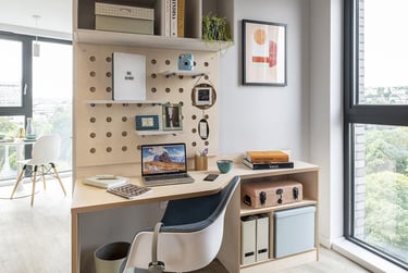 Executive Studio at Hillside House, 86 Winter Street, City Centre, Sheffield, S37EL - Image 4