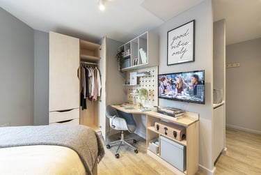 Premium Studio at Hillside House, 86 Winter Street, City Centre, Sheffield, S37EL - Image 4