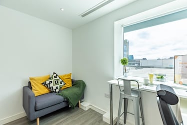 Bronze Studio at Redvers Tower, Union Street, City Centre, Sheffield, S12FU - Image 1