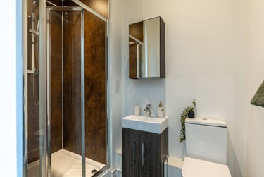 Gold Plus Studio at Redvers Tower, Union Street, City Centre, Sheffield, S12FU - Image 7