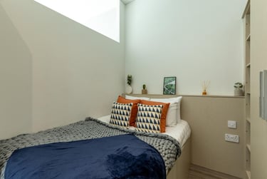 Gold Plus Studio at Redvers Tower, Union Street, City Centre, Sheffield, S12FU - Image 3