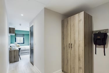 Superior Ensuite Plus at Crown Place, St Ann's Well Road, The Old Meadows, Nottingham, NG31ED - Image 4