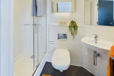 Superior Ensuite at Crown Place, St Ann's Well Road, The Old Meadows, Nottingham, NG31ED - Image 3