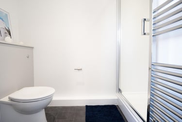 Gold Ensuite at The Paper Works, York Street, City Centre, Sheffield, S12NY - Image 4