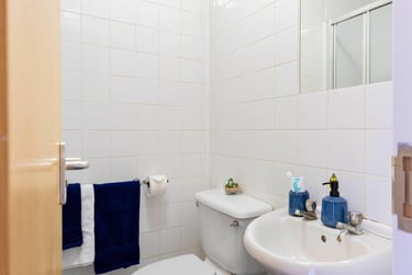 Premium Ensuite at Foundry Court, Brook Street, City Centre, Preston, PR17EA - Image 9