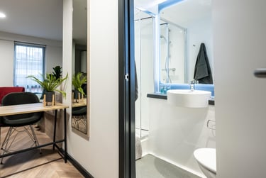 Superior Studio at Steelworks, 29 Rockingham Street, City Centre, Sheffield, S14WB - Image 2