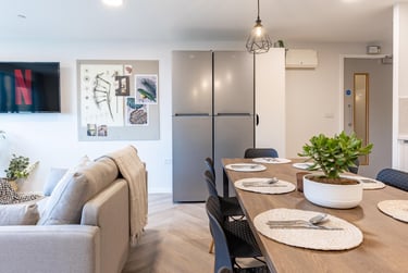 Classic Ensuite at The Place, 33 Queens Road, City Centre, Nottingham, NG23AS - Image 4