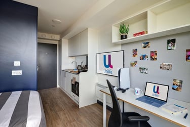 Premium at Bargate House, 31 High Street, City Centre, Southampton, SO142DF - Image 2