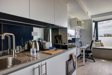 Premium at Bargate House, 31 High Street, City Centre, Southampton, SO142DF - Image 3