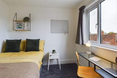 4 bed house, Edge Lane, Fairfield, Liverpool, L79LB - Image 1