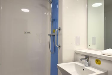 Bronze Plus Studio - Image 4