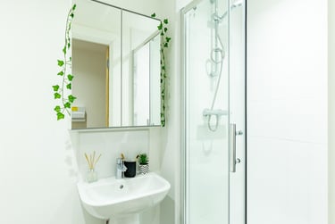 Deluxe Plus Studio at One London Road, London Road, Keele University School Of Medicine, Newcastle under Lyme, ST51LZ - Image 9