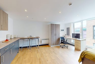 Penthouse Deluxe Studio at Innovo House, 60 Devon Street, Low Hill, Liverpool, L38AJ - Image 3