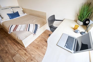 Standard Ensuite at Rockingham House, Broad Lane, City Centre, Sheffield, S13PD - Image 1