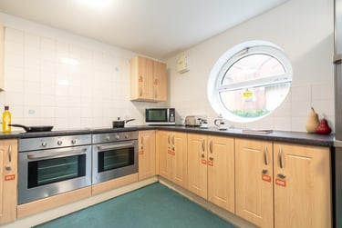 Non Ensuite - Bronze at Lucia Foster Welch, Royal Crescent Road, Portswood, Southampton, SO143ZP - Image 10