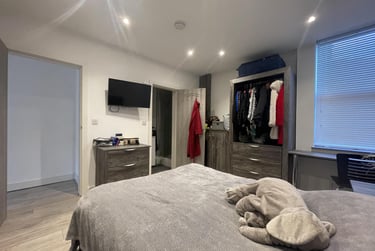 1 bed house, Ashby Road, City Centre, Loughborough, LE113AA - Image 1