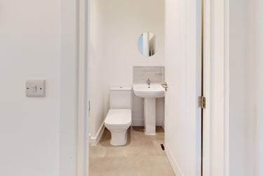 1 bed house, Lemyngton Street, City Centre, Loughborough, LE111UH - Image 3