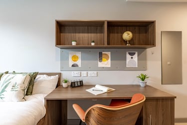 Classic Ensuite at Scotway House, 165 Castlebank Street, Broomhill, Glasgow, G116EU - Image 6