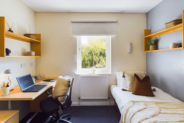 Classic Room at Moulsecoomb Place, Lewes Road, Brighton, Moulsecoomb, Brighton, BN24GA - Image 1