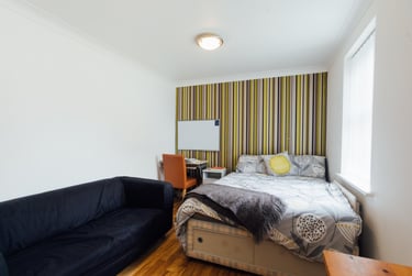 6 bed house, Moorhen Way, City Centre, Loughborough, LE113HH - Image 3