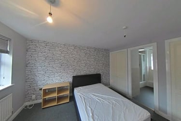 6 bed house, Wren Close, City Centre, Loughborough, LE113HL - Image 5