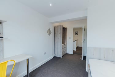 6 bed house, Derwent Drive, City Centre, Loughborough, LE113RJ - Image 5