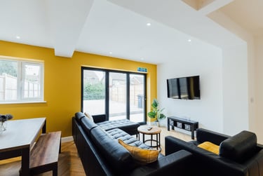 6 bed house, Derwent Drive, City Centre, Loughborough, LE113RJ - Image 2