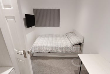 6 bed house, Forest Road, City Centre, Loughborough, LE113HS - Image 5