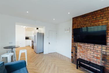 6 bed house, Forest Road, City Centre, Loughborough, LE113HS - Image 2