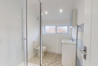 6 bed house, Derwent Drive, City Centre, Loughborough, LE113RJ - Image 6