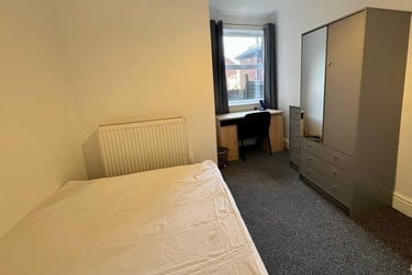 6 bed house, West Parade, West End, Lincoln, LN11QR - Image 9