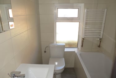 2 bed house, Storer Road, City Centre, Loughborough, LE115EH - Image 3