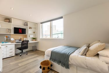 Classic Accessible Studio at Miura, 33 Curzon Street, City Centre, Nottingham, NG31BE - Image 1