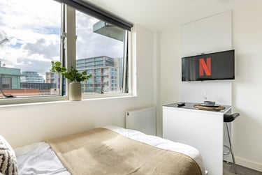 Deluxe Studio - Image 4