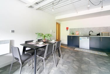 6 bed house, Church Street, City Centre, Ormskirk, L393AG - Image 6