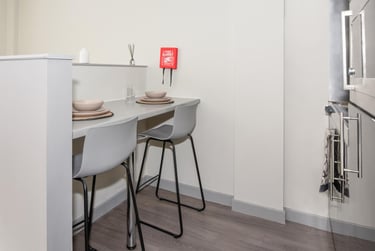 Classic Studio at Studio 58, Dighton Street, Kingsdown, Bristol, BS28AL - Image 3