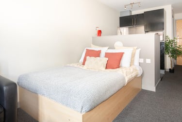 Classic Studio at Studio 58, Dighton Street, Kingsdown, Bristol, BS28AL - Image 1