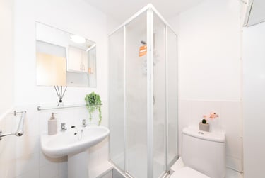 Premium Studio at Studio 58, Dighton Street, Kingsdown, Bristol, BS28AL - Image 11