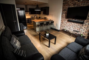 5 bed house, Dale Street, City Centre, Liverpool, L22EZ - Image 1