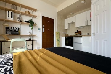 6 bed house, Richmond Road, West End, Lincoln, LN11LQ - Image 1