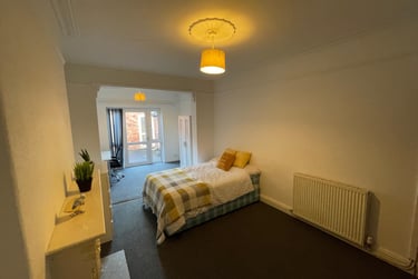 6 bed house, Walpole Street, Newton, Chester, CH14HG - Image 2